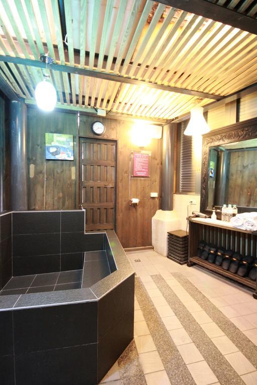 Hotel Les Champs Jiaoxi Exterior photo