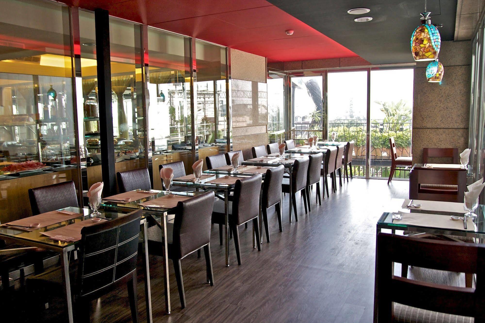 Hotel Les Champs Jiaoxi Exterior photo
